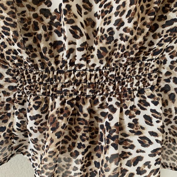 NWT IZ Buyer Women’s Animal Print Crocheted Lace Tie Sheer Top NWT SIZE S - Picture 10 of 13